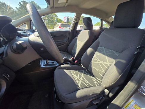 Used 2014 Ford Fiesta S image 6