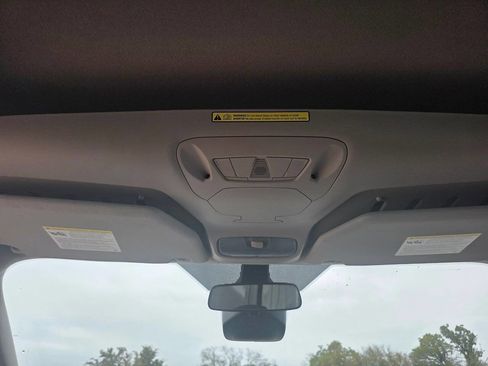 Used 2019 Ford Transit Connect XL image 41