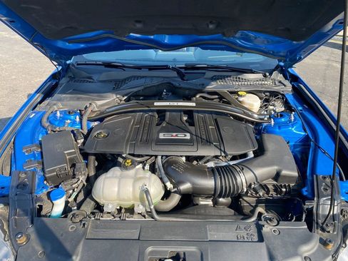 Used 2021 Ford Mustang GT Premium w/ GT Performance Package RWD image 9