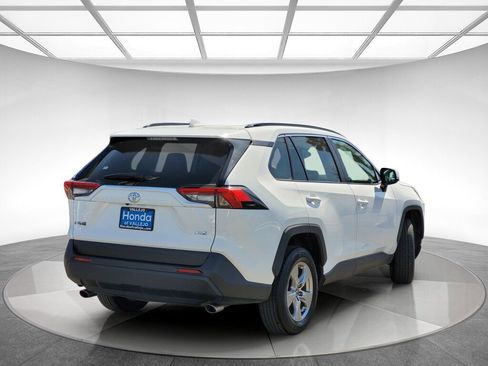 Used 2025 Toyota RAV4 XLE image 3