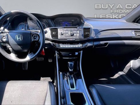 Used 2017 Honda Accord Sport image 15