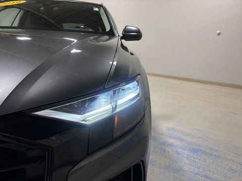 Used 2019 Audi Q8 Premium Plus AWD/4WD image 33