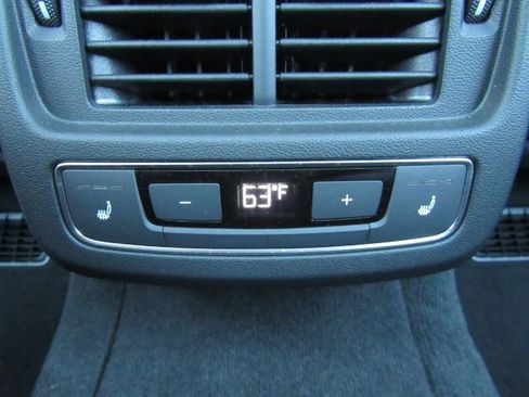 Used 2023 Audi e-tron GT Premium Plus w/ Performance Package image 31