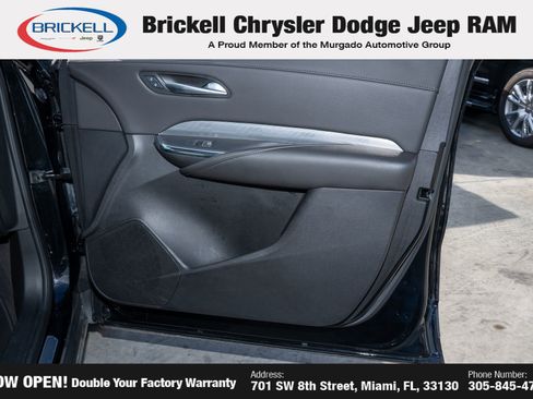 Used 2025 Cadillac XT4 Premium Luxury FWD image 13