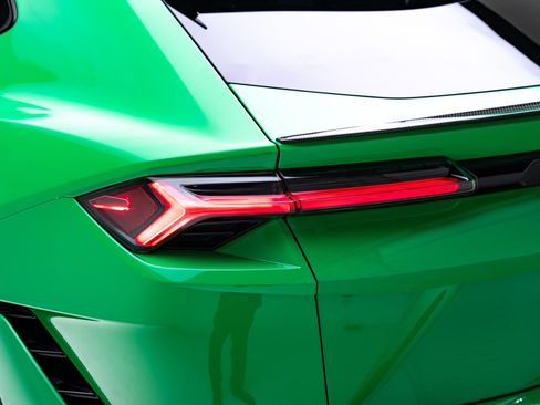 Used 2023 Lamborghini Urus Performante image 31