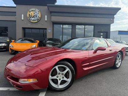 Used 2000 Chevrolet Corvette Coupe w/ Performance Handling Pkg