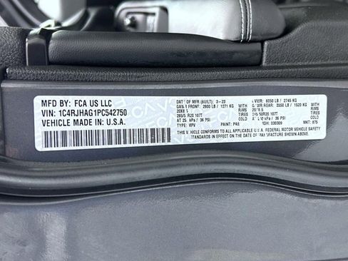 Certified 2023 Jeep Grand Cherokee Altitude image 25