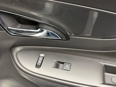 Used 2018 Buick Encore Preferred FWD image 52