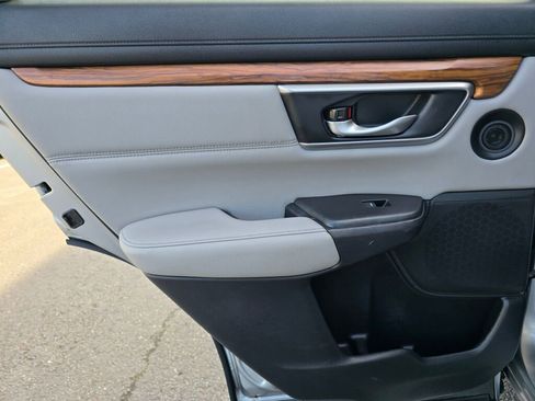 Certified 2022 Honda CR-V Touring image 19