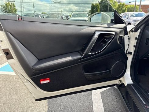 Used 2013 Nissan GT-R Premium AWD/4WD image 14
