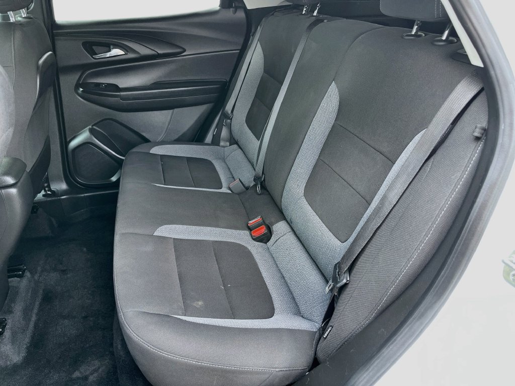 Used 2025 Chevrolet TrailBlazer LS w/ LS Convenience Package FWD image 22