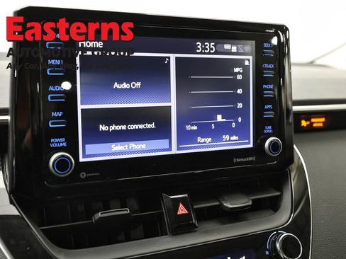 Used 2022 Toyota Corolla LE FWD image 19