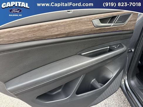 Used 2024 Volkswagen Atlas SEL Premium R-Line AWD/4WD image 17