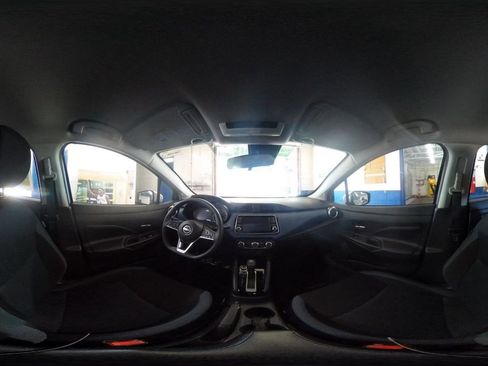 Used 2025 Nissan Versa SV FWD image 37