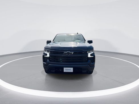 Used 2023 Chevrolet Silverado 1500 RST AWD/4WD image 3