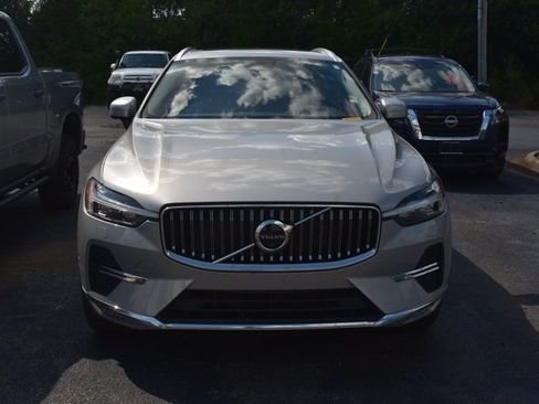 Used 2023 Volvo XC60 B5 Plus w/ Protection Package Premier FWD image 2