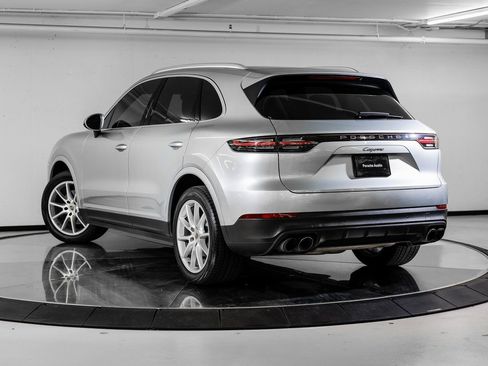 Certified 2020 Porsche Cayenne AWD/4WD image 3