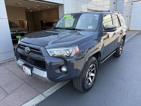 Certified 2024 Toyota 4Runner TRD Off-Road Premium w/ Off Road Premium Plus Package AWD/4WD image 4