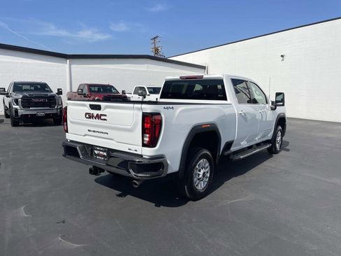 New 2026 GMC Sierra 2500 SLE w/ SLE Value Package; image 6