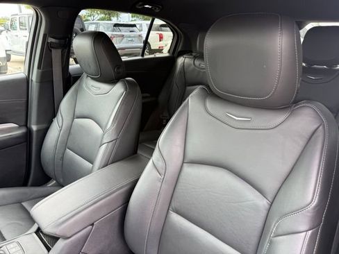 Used 2020 Cadillac XT4 Premium Luxury FWD image 12