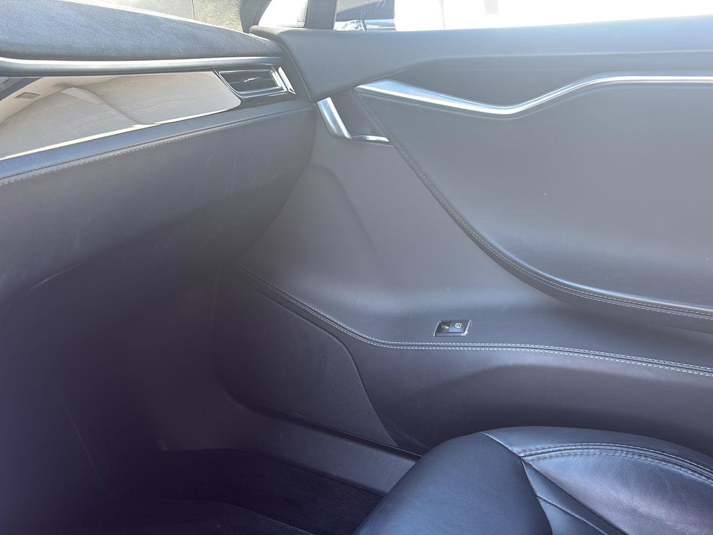Used 2016 Tesla Model S 90D AWD/4WD image 23