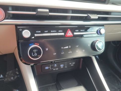 Used 2025 Hyundai Tucson SEL FWD image 21
