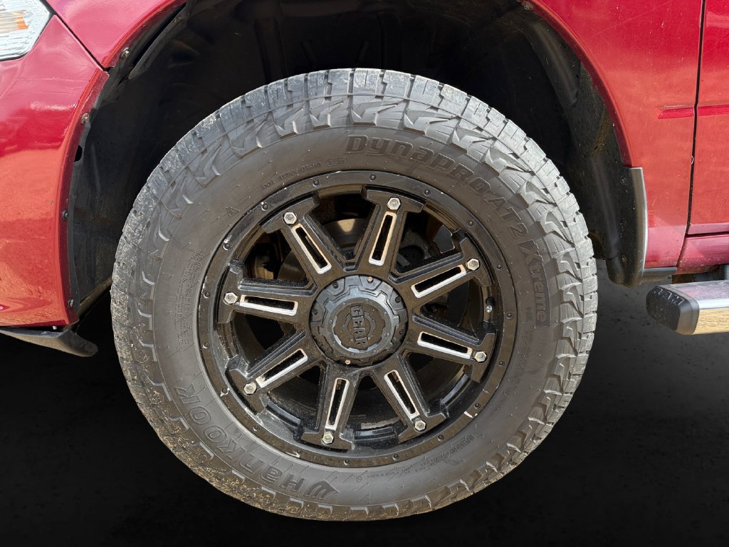 Used 2014 RAM 1500 Express AWD/4WD image 10