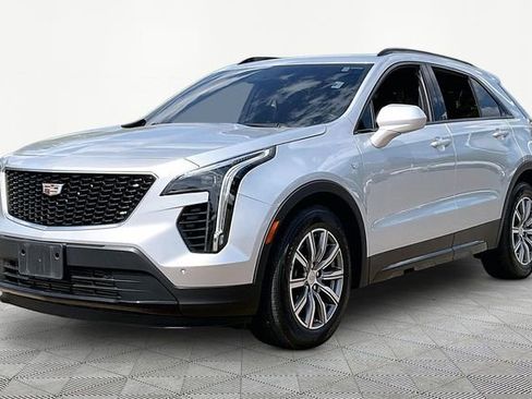 Used 2019 Cadillac XT4 Sport FWD image 3