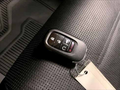 Used 2023 Honda CR-V EX-L image 12