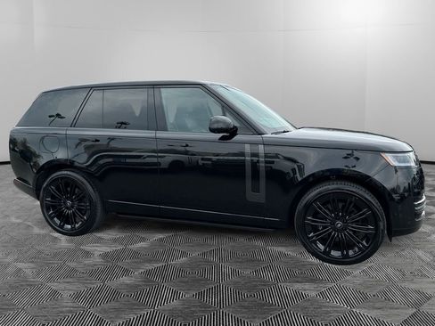 Used 2024 Land Rover Range Rover SE AWD/4WD image 6