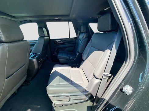 Used 2023 Chevrolet Tahoe LT w/ Luxury Package image 23