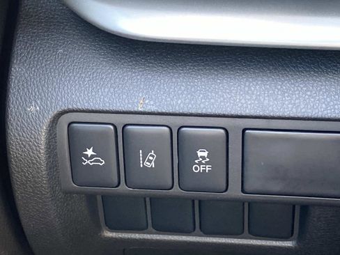 New 2026 Mitsubishi Eclipse Cross LE image 13