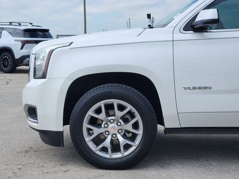 Used 2018 GMC Yukon SLT w/ Open Road Package RWD image 9