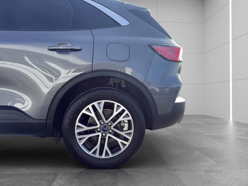 Used 2021 Ford Escape SEL image 10