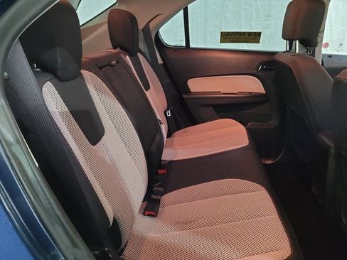 Used 2017 Chevrolet Equinox LT image 48