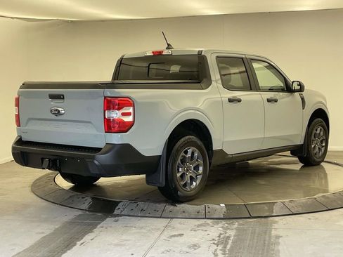Used 2023 Ford Maverick XLT image 7