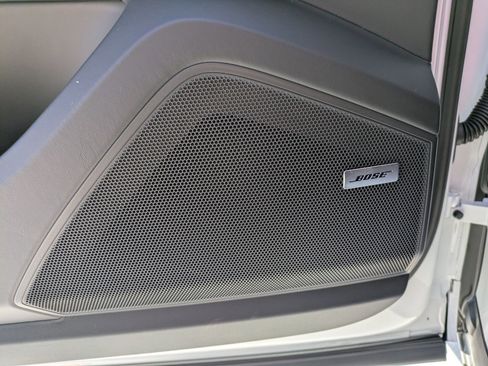 New 2026 Porsche Cayenne image 14