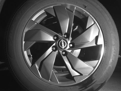 Used 2025 Nissan Rogue SV image 14