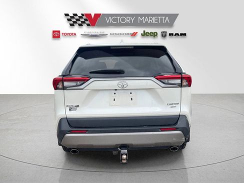 Used 2022 Toyota RAV4 Limited AWD/4WD image 4