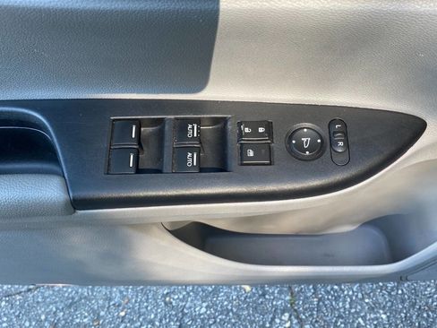Used 2013 Honda Accord EX-L image 16