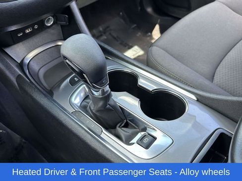 Used 2024 Chevrolet Malibu LT FWD image 8