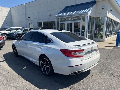 Used 2022 Honda Accord Sport image 5