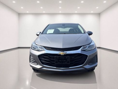 Used 2019 Chevrolet Cruze LT FWD image 8