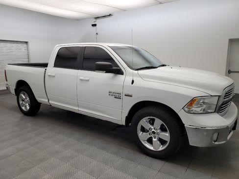 Used 2019 RAM 1500 Big Horn AWD/4WD image 11