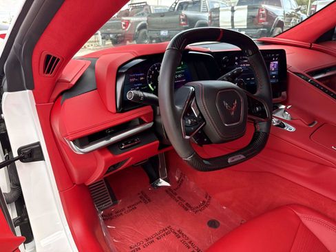 Used 2024 Chevrolet Corvette Z06 RWD image 22