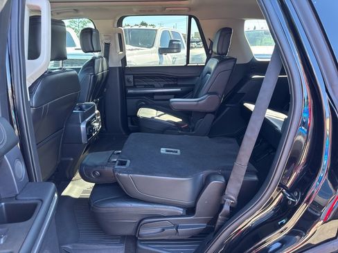 Used 2020 Ford Expedition Platinum image 26