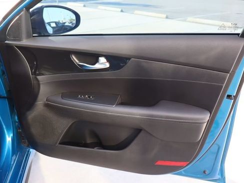 Used 2023 Kia Forte GT-Line w/ GT-Line Technology Package FWD image 25