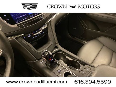 Certified 2023 Cadillac XT5 Premium Luxury w/ Technology Package AWD/4WD image 12