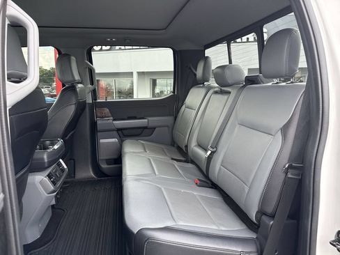 Used 2022 Ford F150 Lariat w/ Equipment Group 502A High AWD/4WD image 19