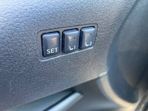 Used 2019 Nissan Rogue SV w/ Sun & Sound Touring Package AWD/4WD image 44